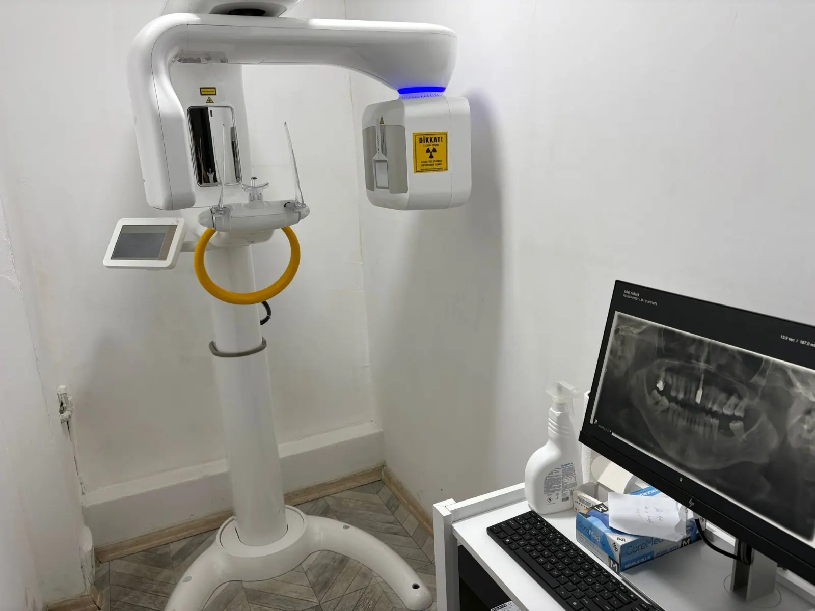 Von der Klinik bereitgestelltes Foto von Nardent Zahnklinik
