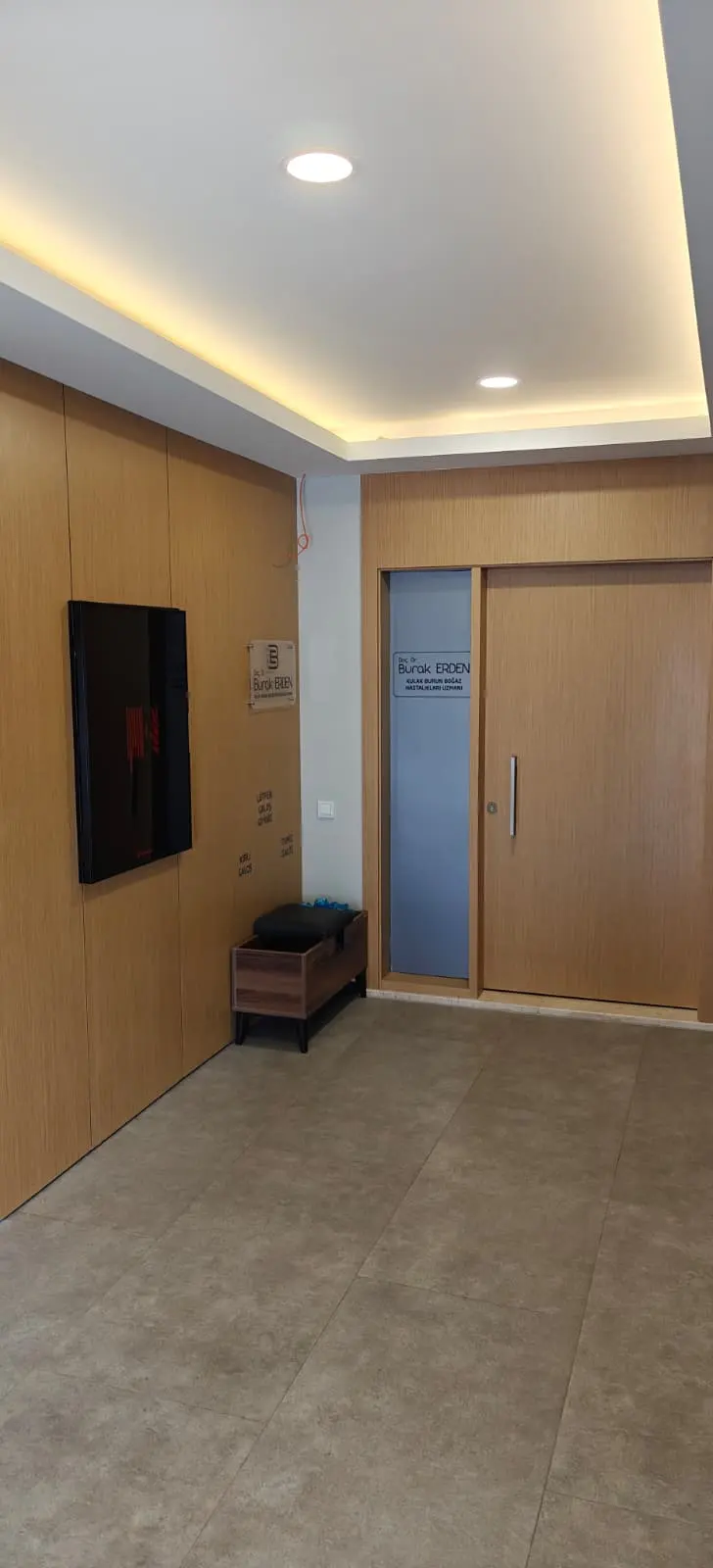 Von der Klinik bereitgestelltes Foto von Assoc. Prof. Dr. Burak Erden