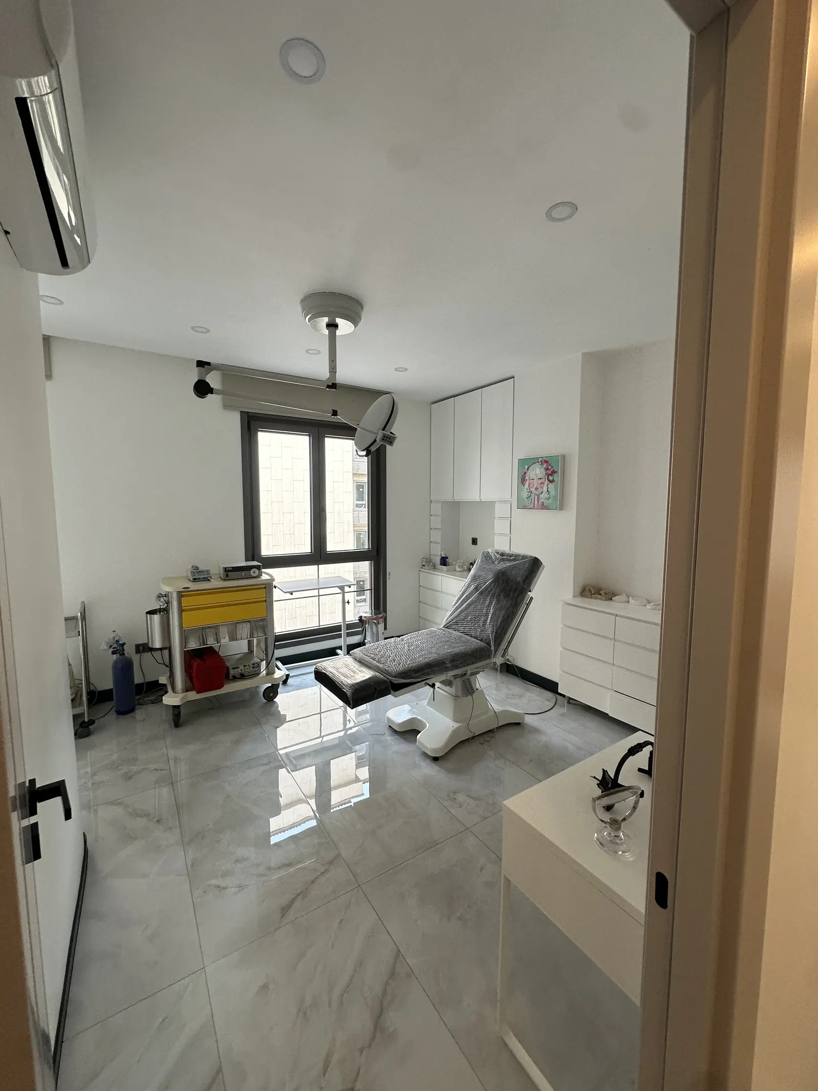Von der Klinik bereitgestelltes Foto von Dr. Alican Çoktur