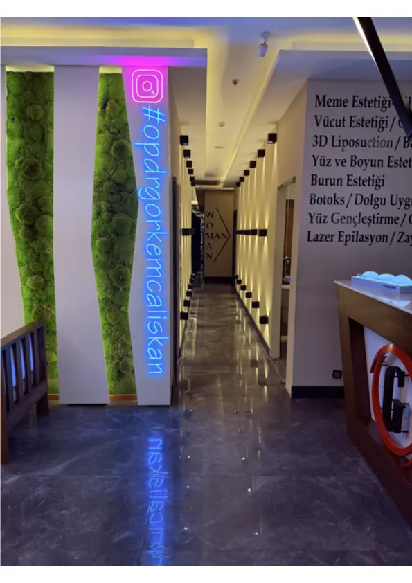 Von der Klinik bereitgestelltes Foto von Dr. Görkem Çalışkan