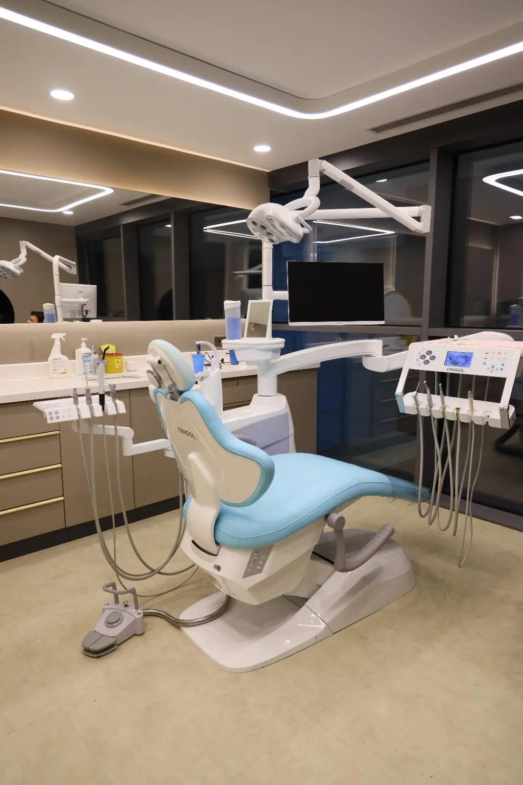 Von der Klinik bereitgestelltes Foto von F.A.S Zahnklinik