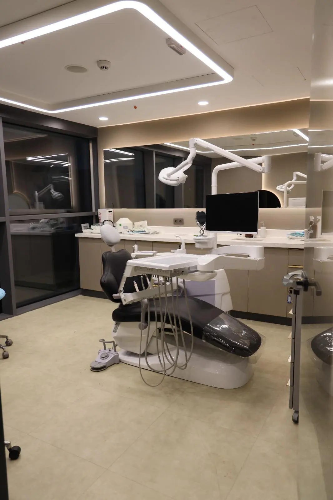 Von der Klinik bereitgestelltes Foto von F.A.S Zahnklinik