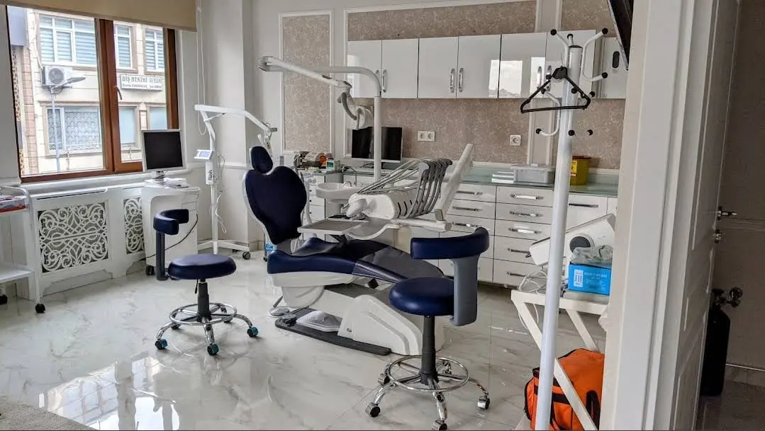 Von der Klinik bereitgestelltes Foto von Sima Zahnklinik