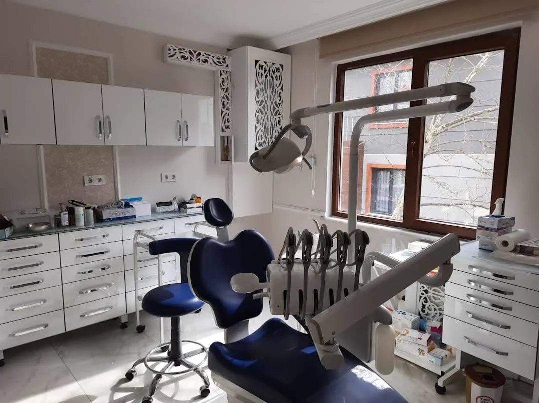 Von der Klinik bereitgestelltes Foto von Sima Zahnklinik