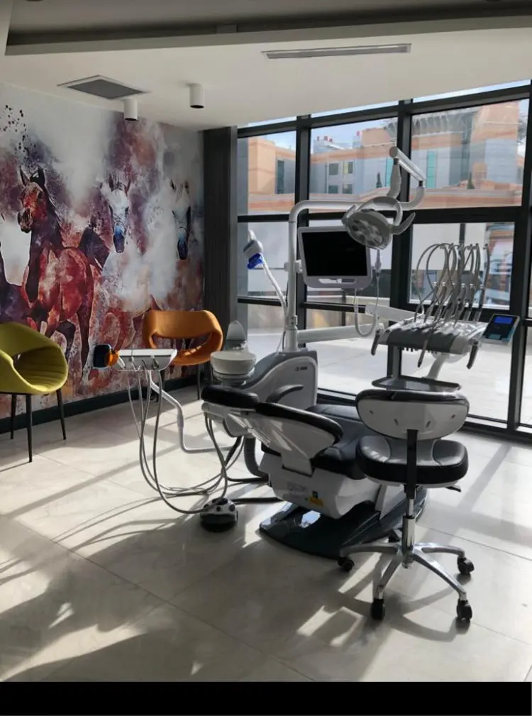 Clinic-provided photograph of Mons Dental Clinic