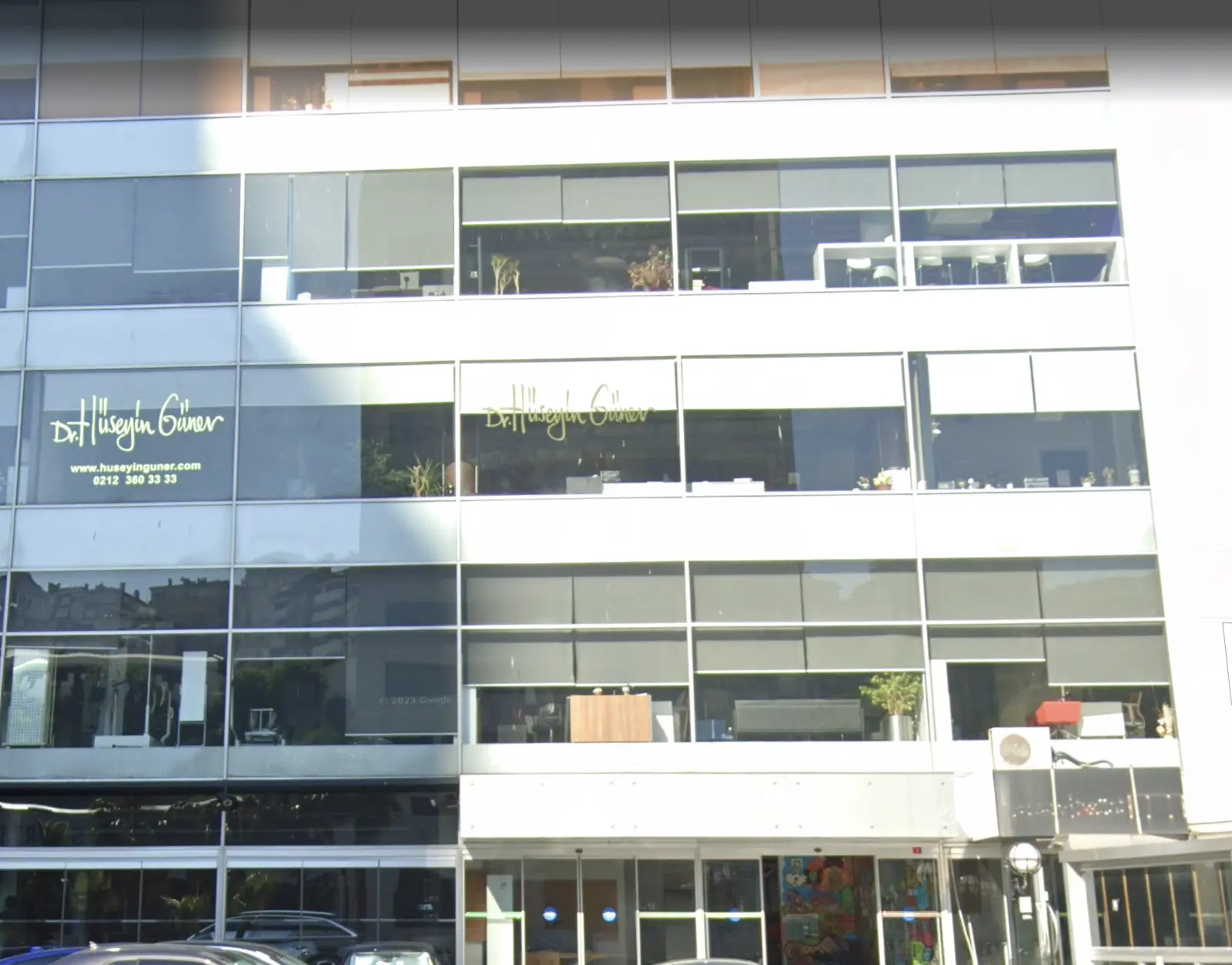 Clinic-provided photograph of Dr Hüseyin Güner