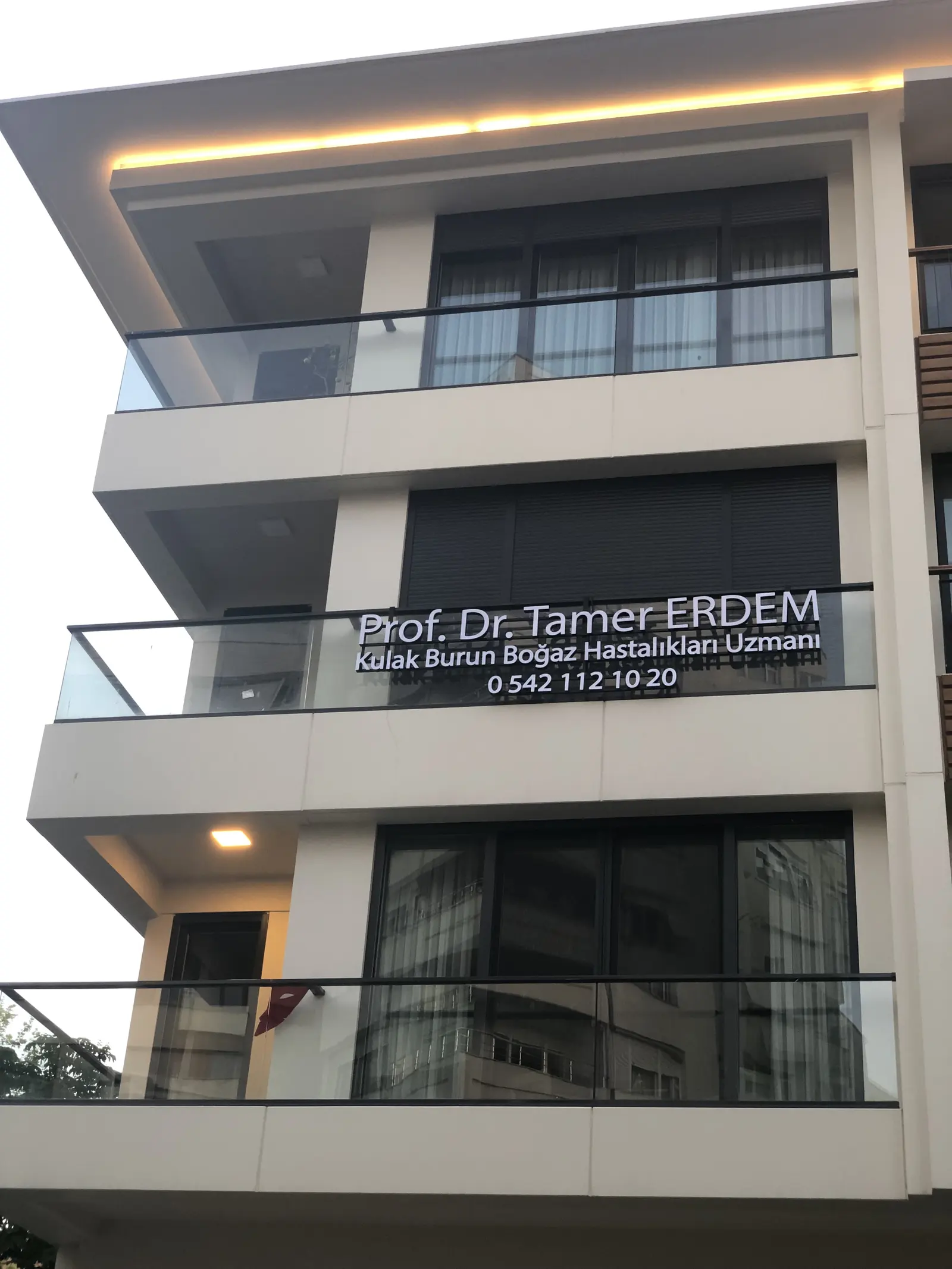 Von der Klinik bereitgestelltes Foto von Prof. Dr. Tamer Erdem