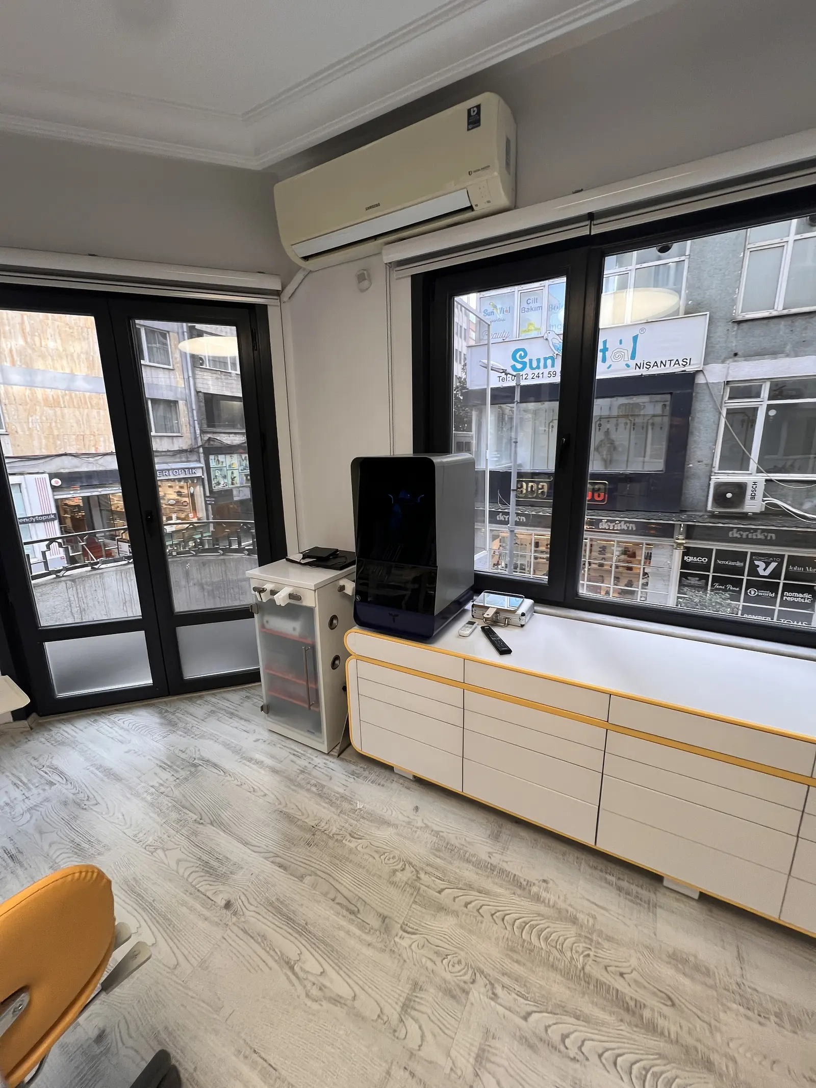 Clinic-provided photograph of Dr Özgür Baydemir