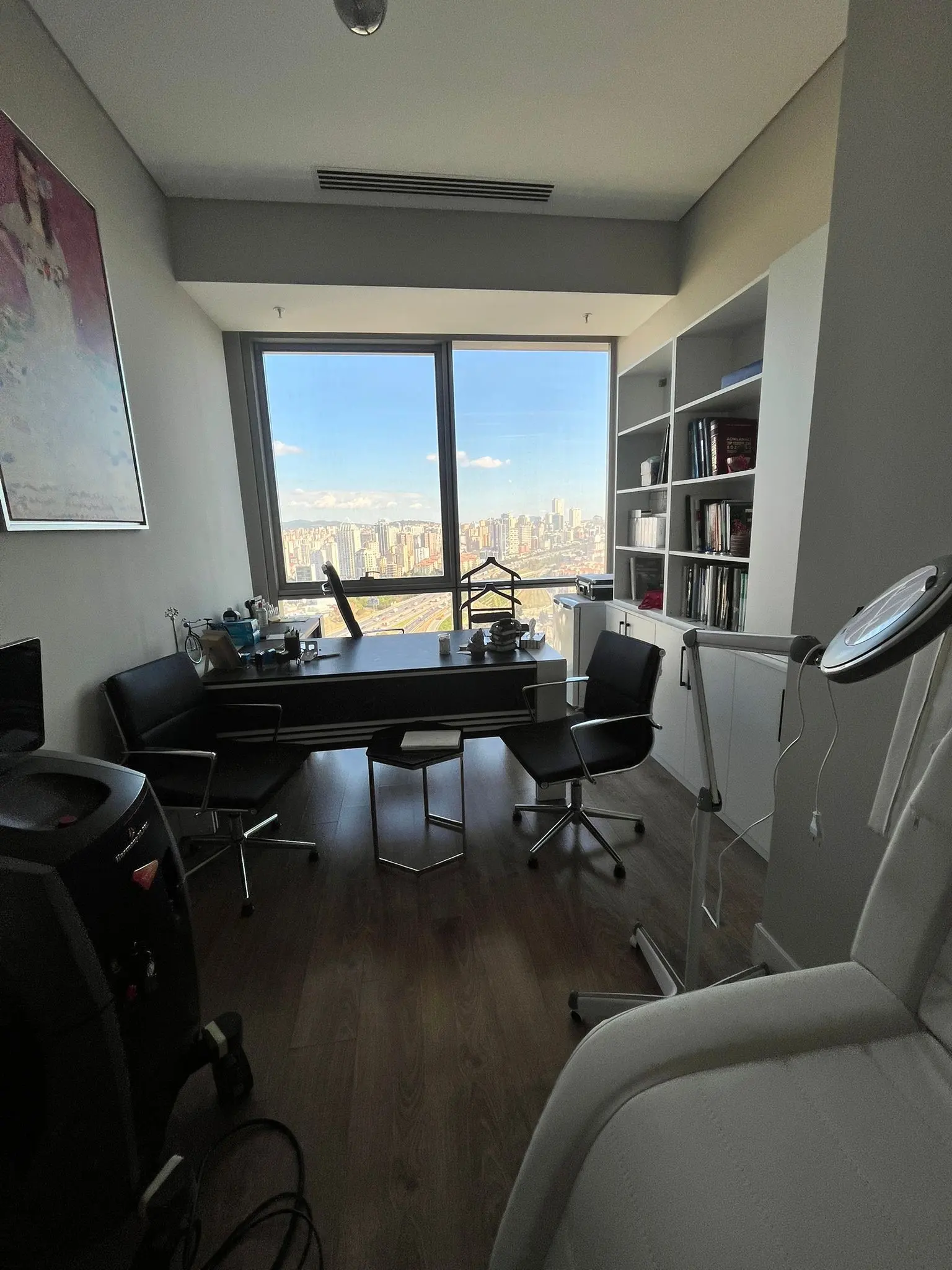 Von der Klinik bereitgestelltes Foto von Dr. Aslı Duran
