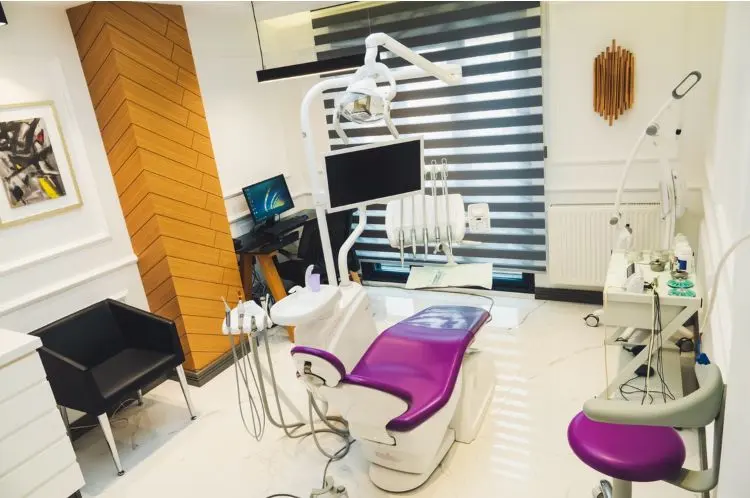 Clinic-provided photograph of Dr Kamuran Özdoğan