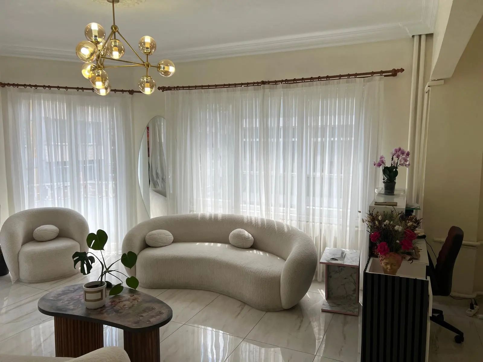 Clinic-provided photograph of Dr Erkan Yüce
