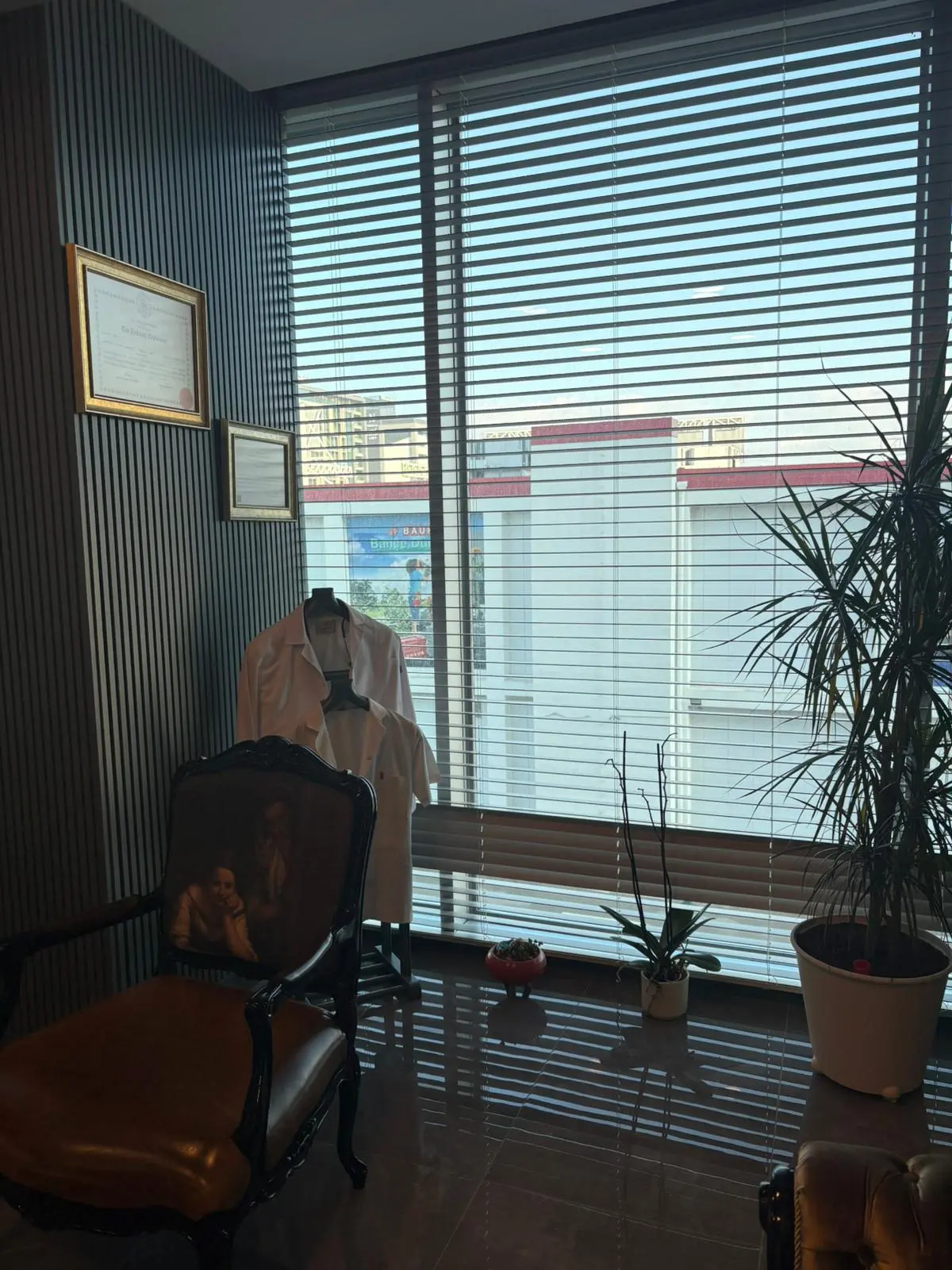 Clinic-provided photograph of Dr Özlem Güler