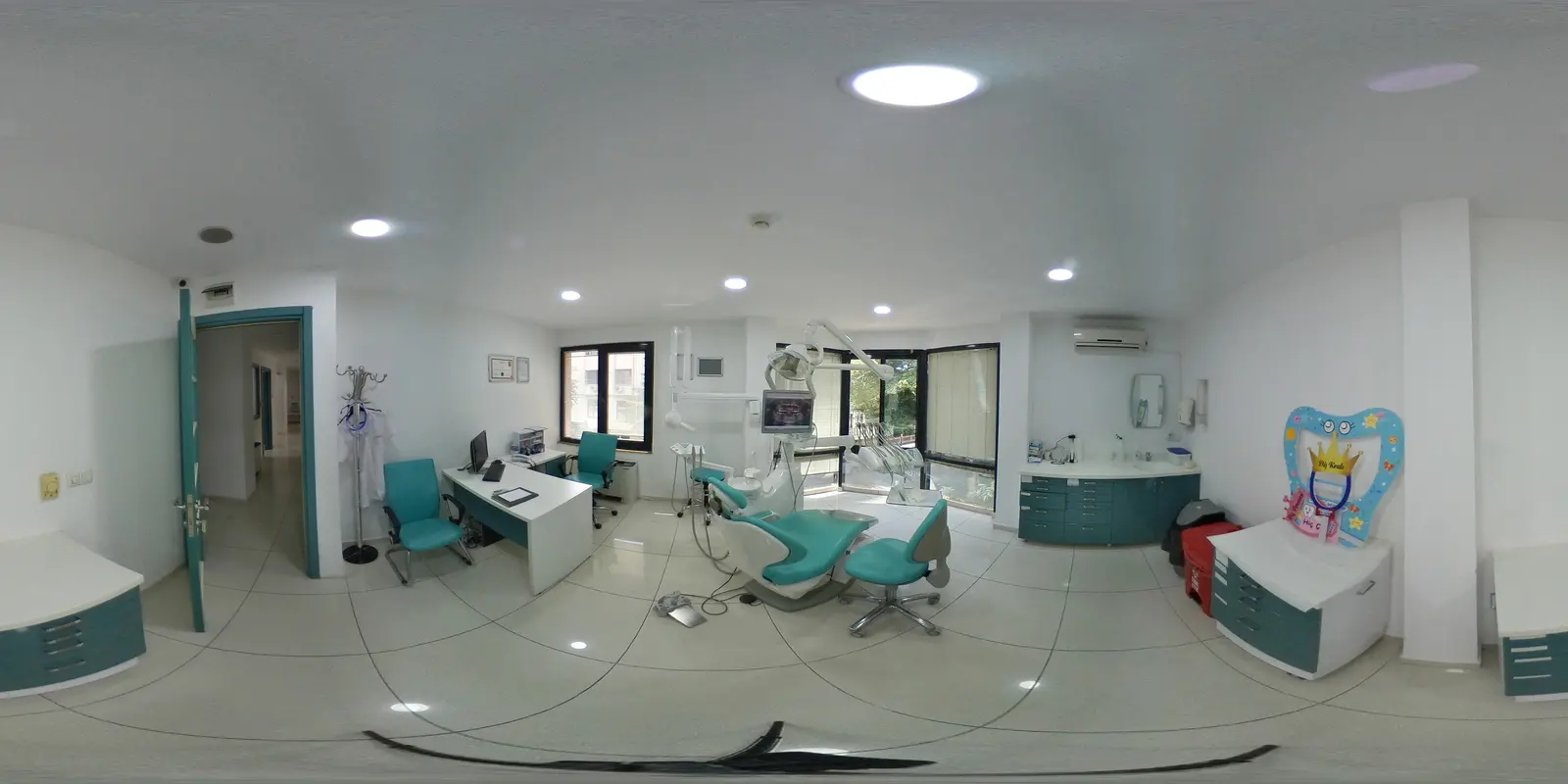 Clinic-provided photograph of Dentaworld Dental Clinic