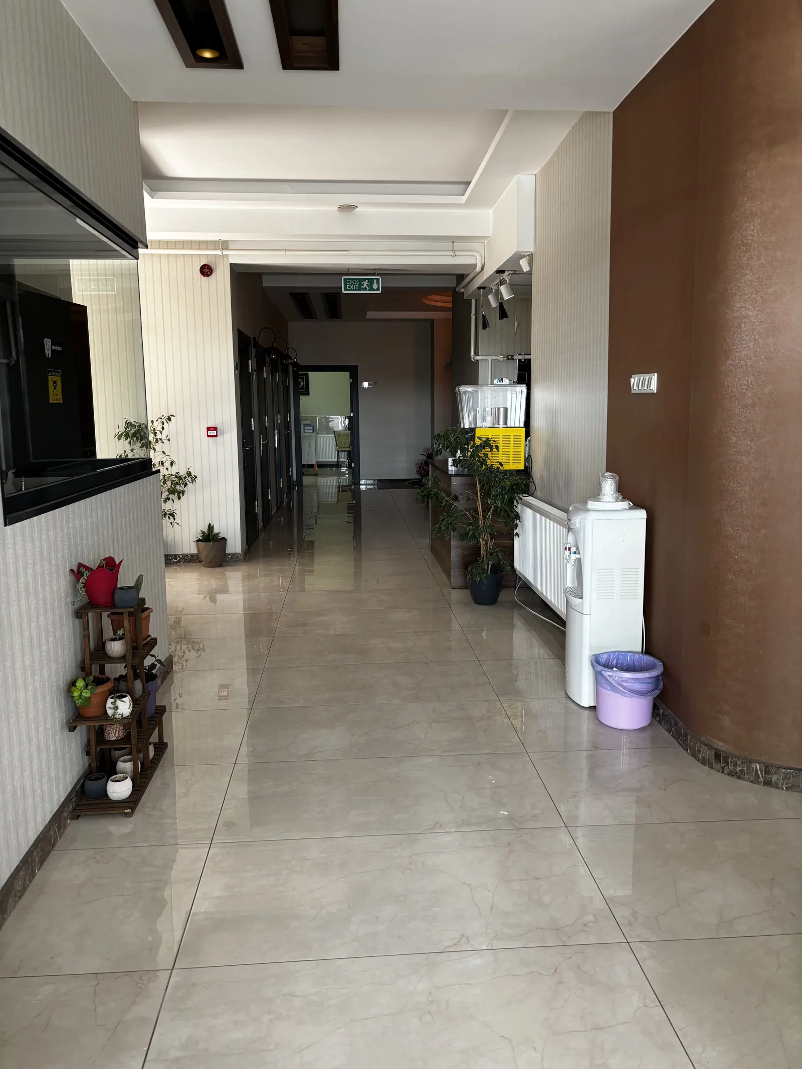 Von der Klinik bereitgestelltes Foto von İlyas Kara Zahnklinik