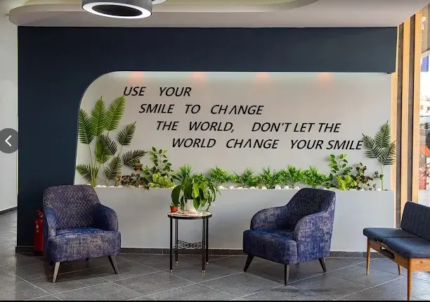 Clinic-provided photograph of Key Smile