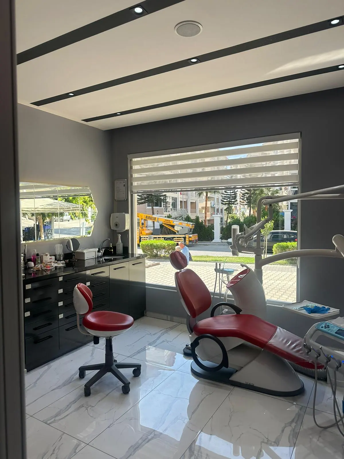 Clinic-provided photograph of TY Güller Dental Clinic