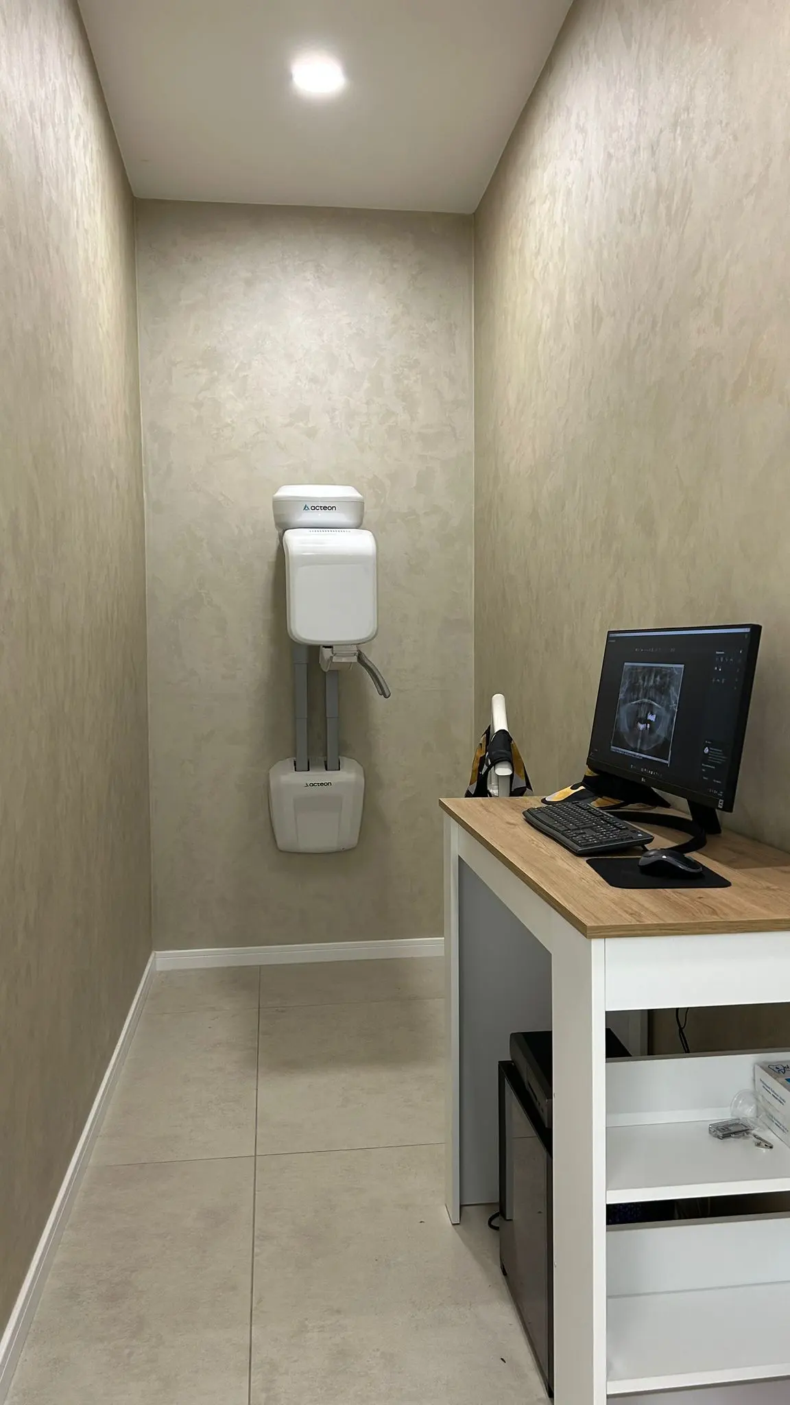 Clinic-provided photograph of RS Dental Clinic