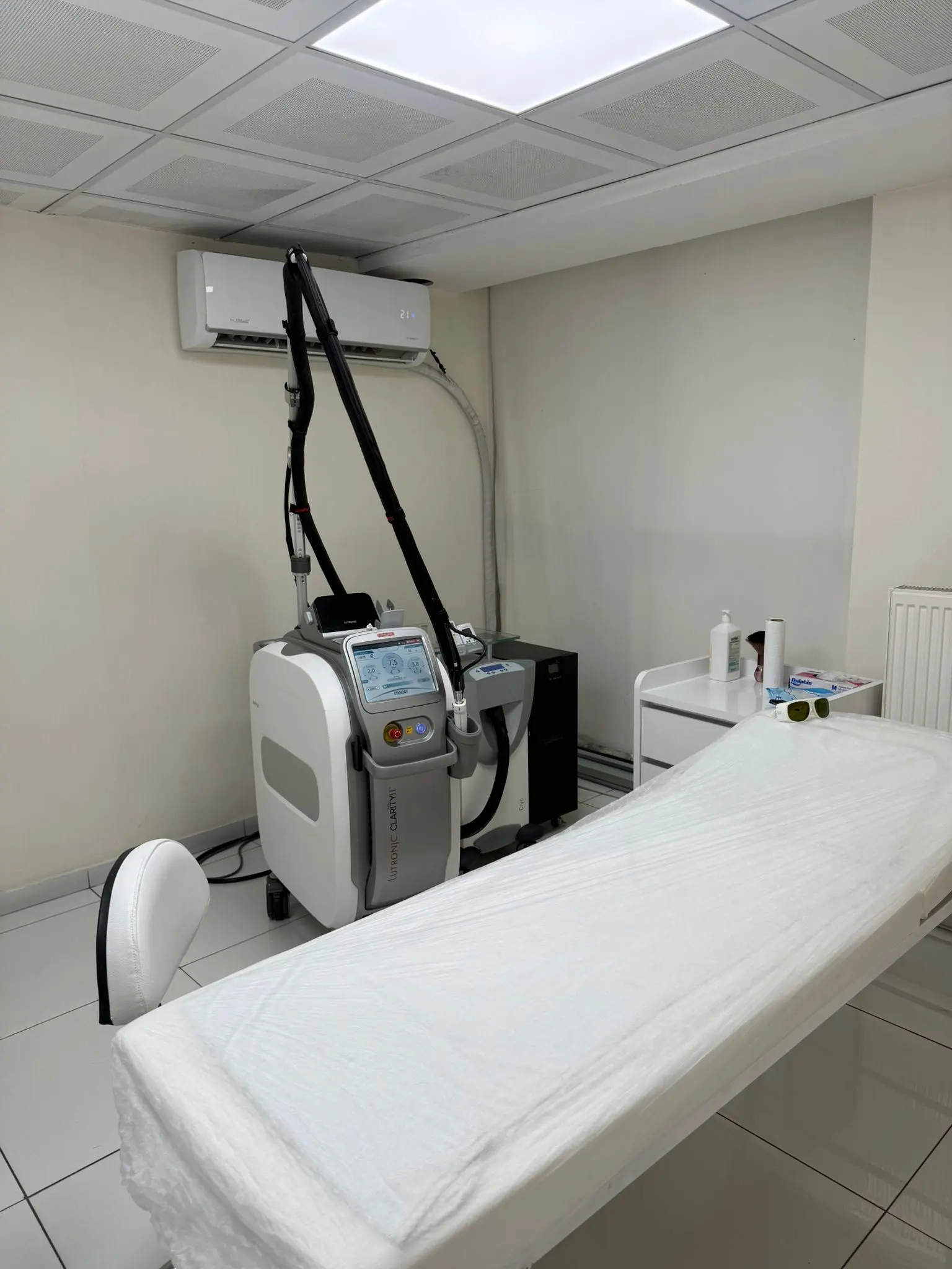 Von der Klinik bereitgestelltes Foto von Dr. Uğur Recep Çelik