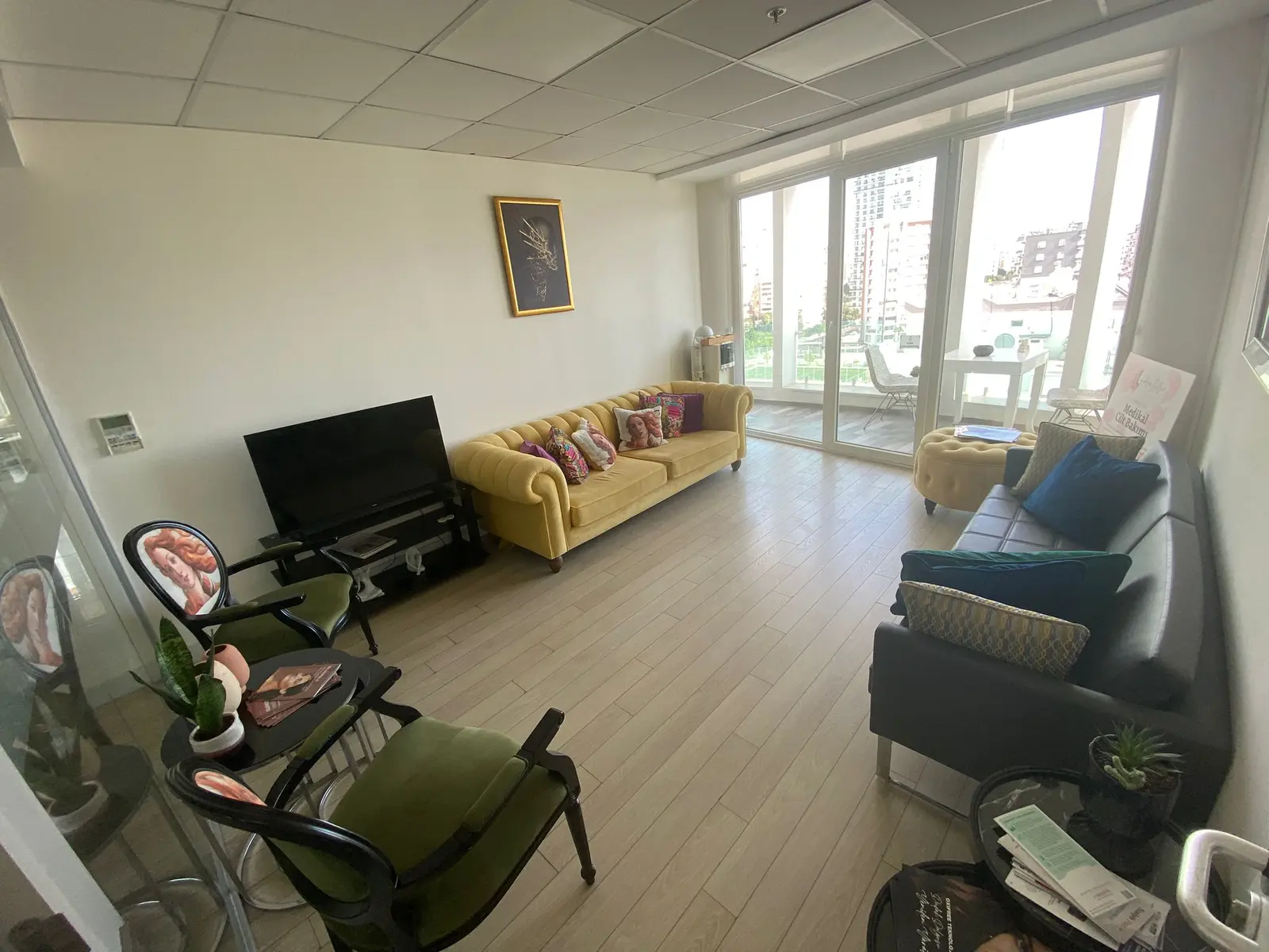 Clinic-provided photograph of Dr Hatice Bilkur Öztürk