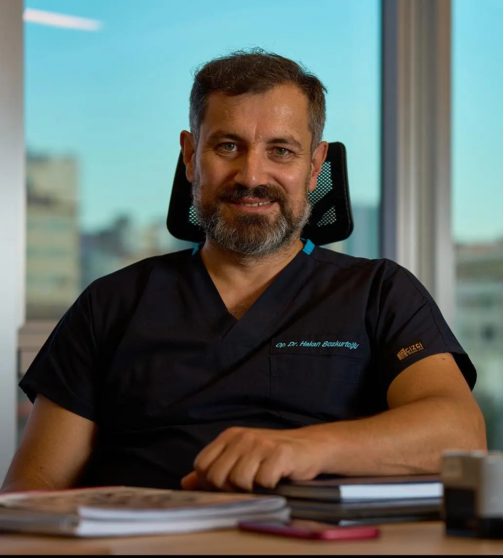 Clinic-provided photograph of Dr Hakan Bozkurtoğlu