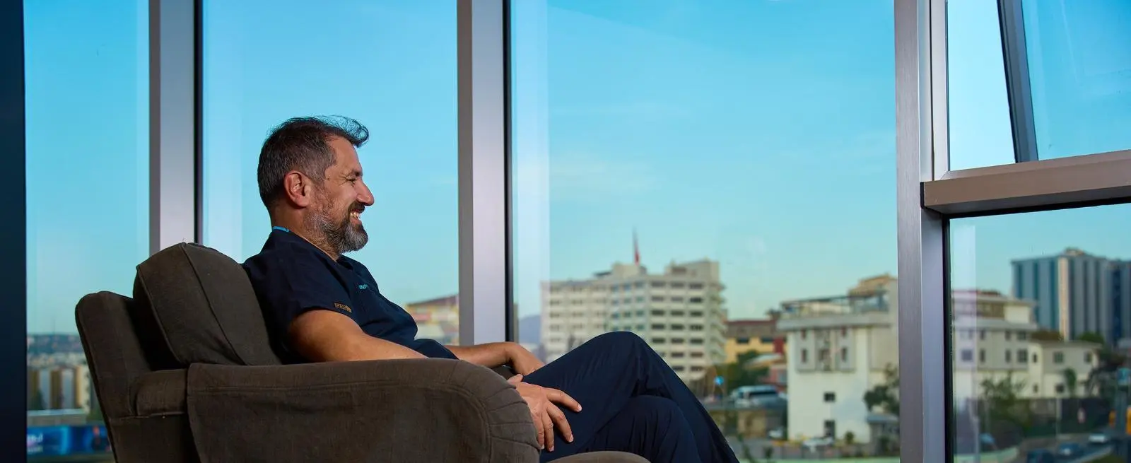 Clinic-provided photograph of Dr Hakan Bozkurtoğlu