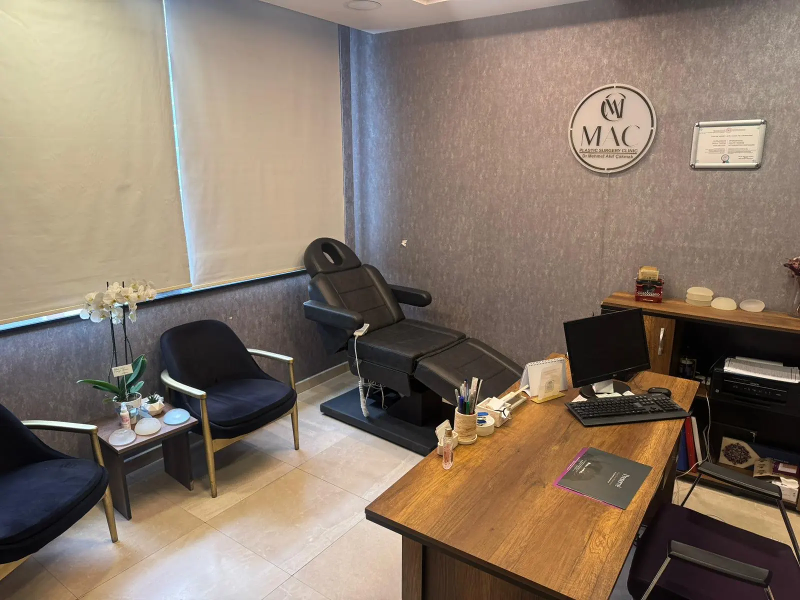 Von der Klinik bereitgestelltes Foto von Dr. Mehmet Akif Çakmak