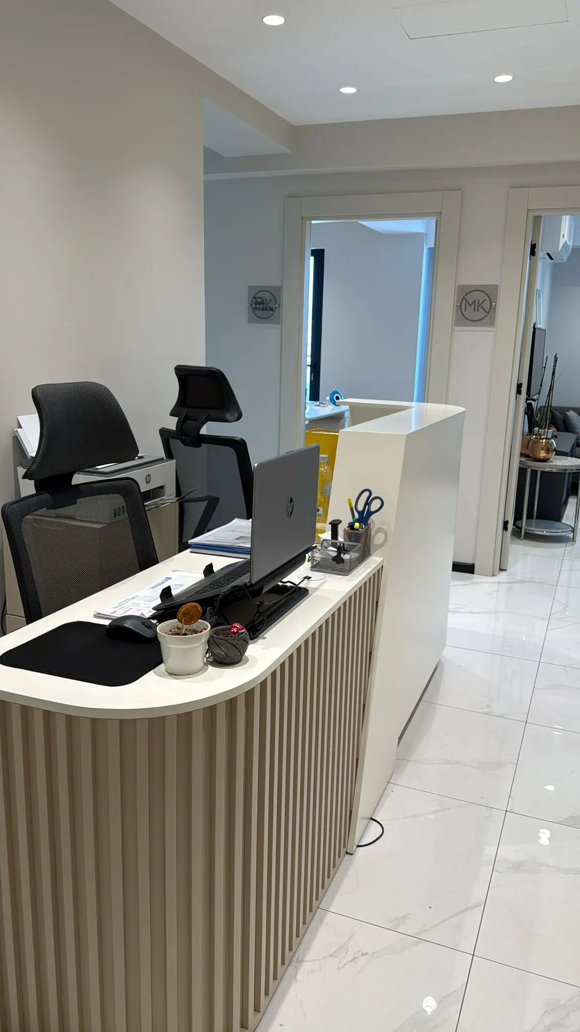 Clinic-provided photograph of Dr Metin Karadeniz