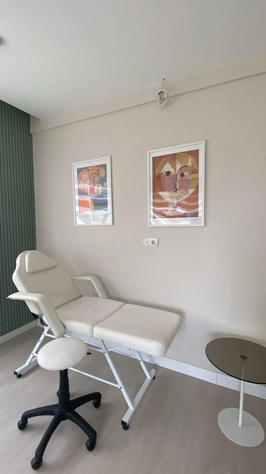 Von der Klinik bereitgestelltes Foto von Dr. Devran İğrek