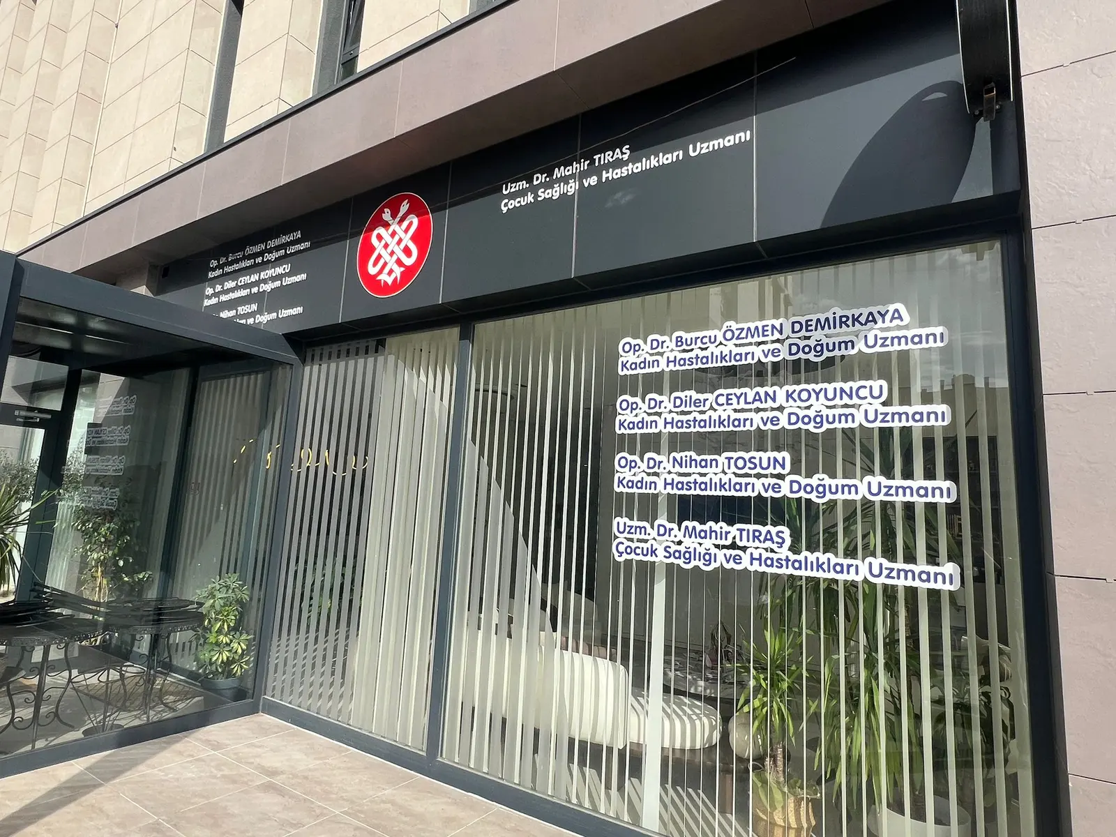 Von der Klinik bereitgestelltes Foto von Dr. Burcu Özmen Demirkaya