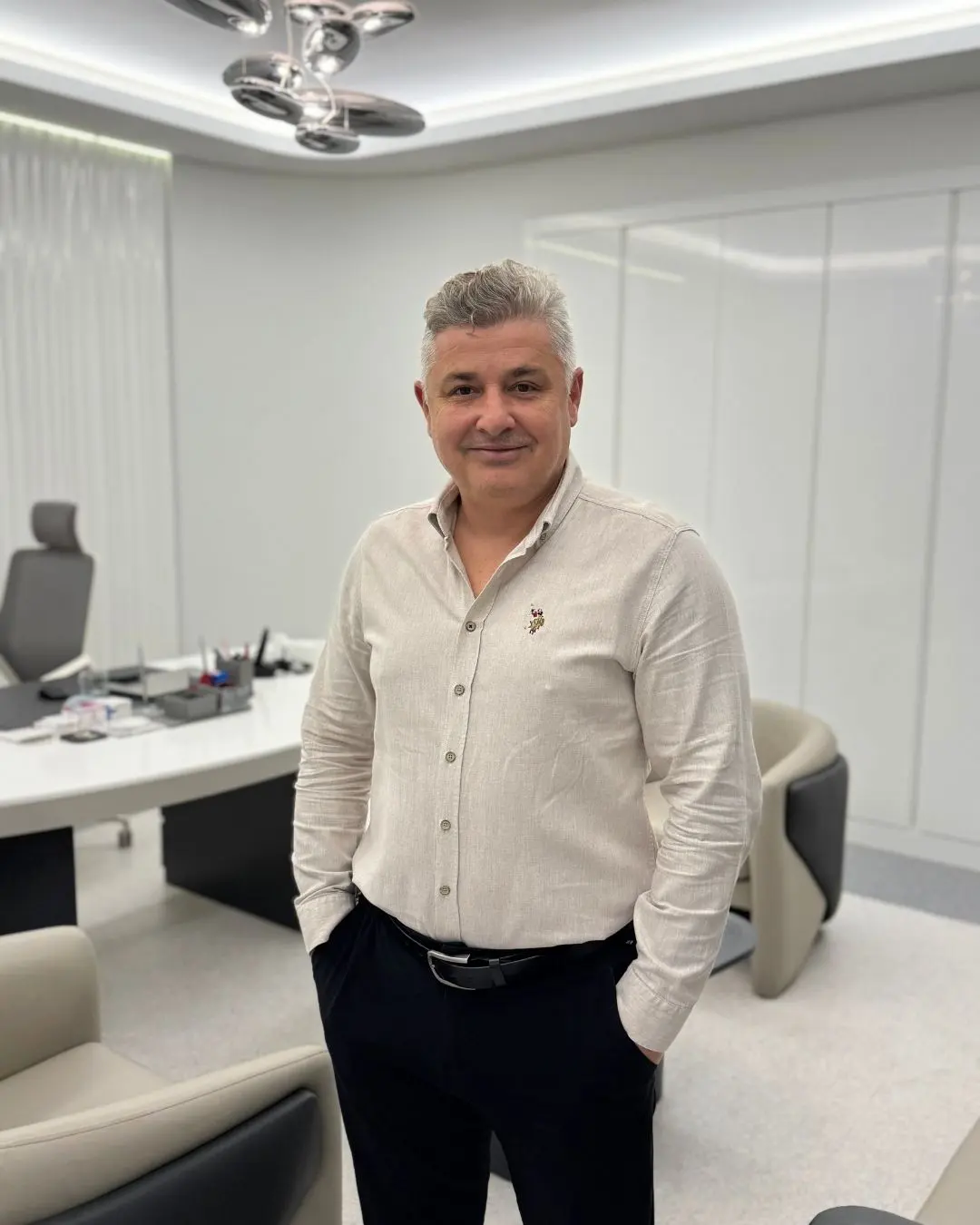 Clinic-provided photograph of Dr Serkan Tüğen