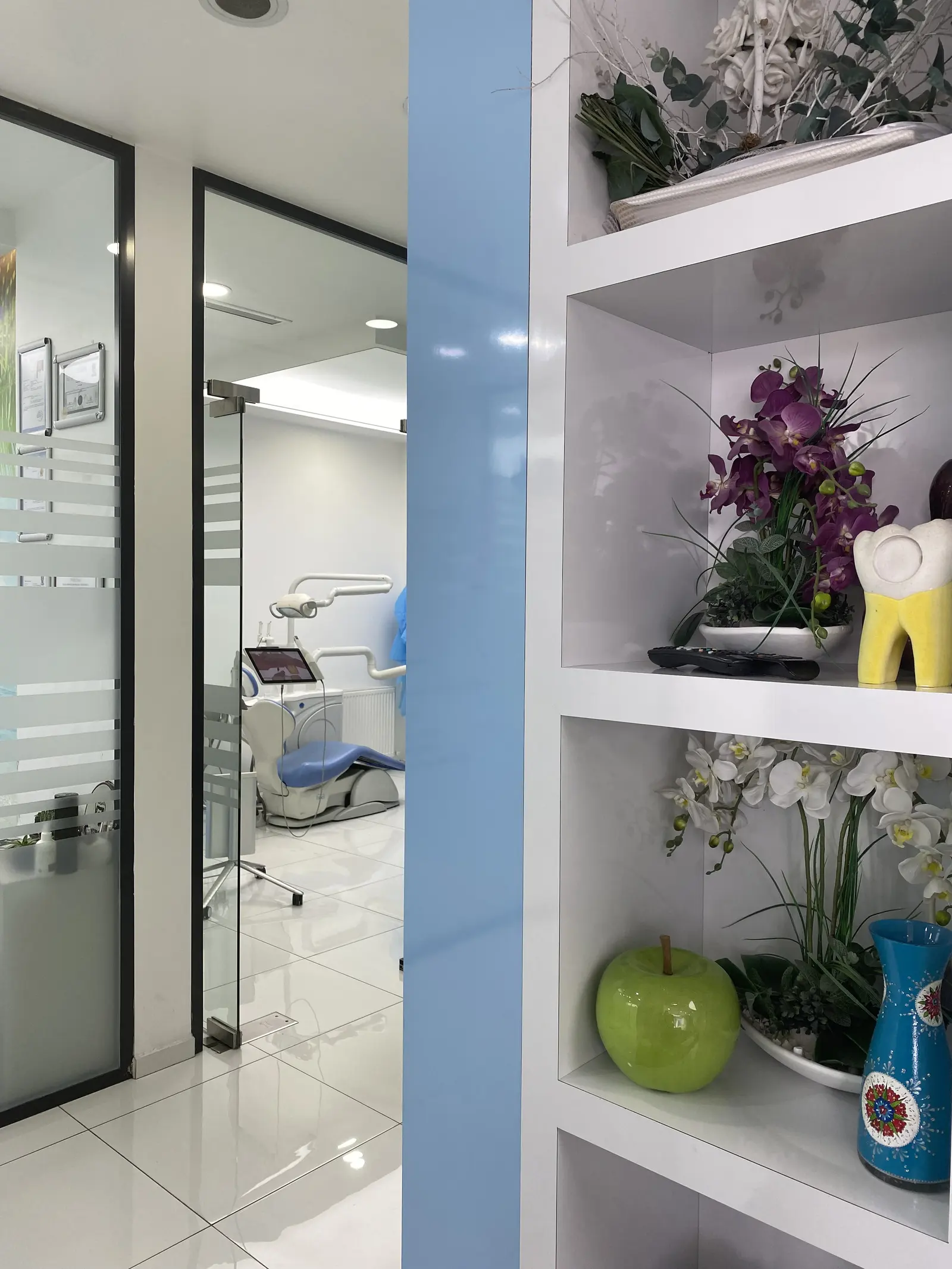 Clinic-provided photograph of İnci Dental Clinic