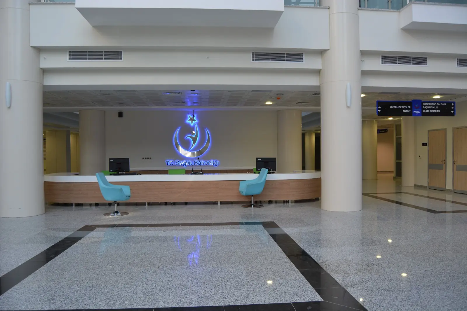 Clinic-provided photograph of Manisa Merkez Efendi State Hospital