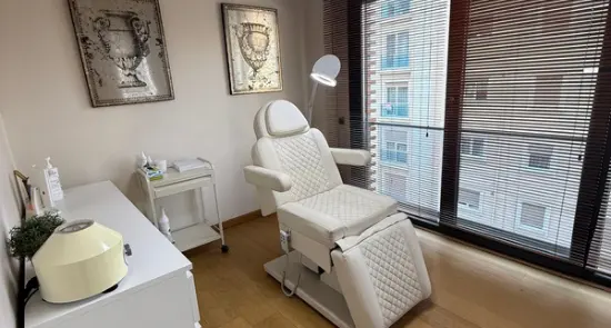 Clinic-provided photograph of Dr Gamze Kurdal (Özkan)