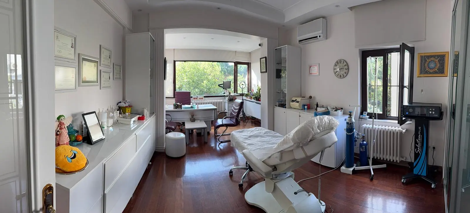 Von der Klinik bereitgestelltes Foto von Dr. Nazan Karakuş