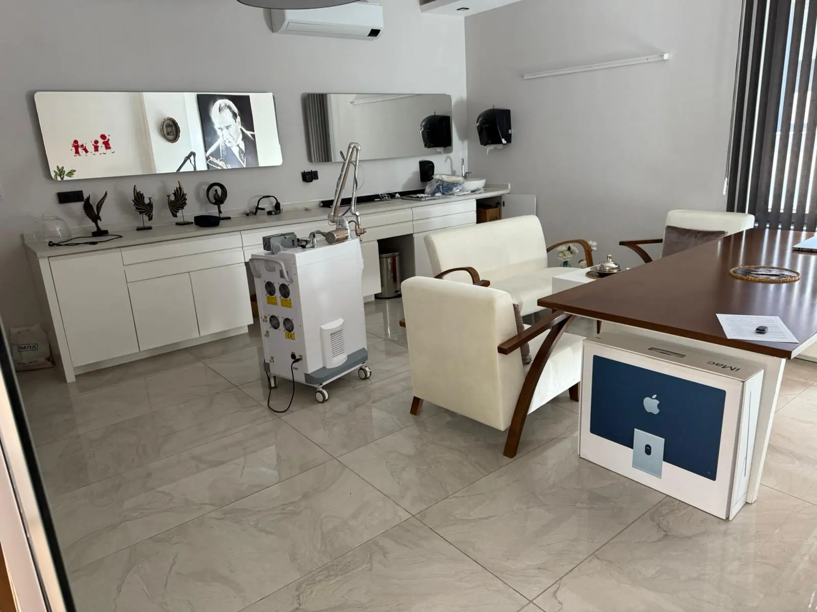 Clinic-provided photograph of Dr Coşkun Erçel