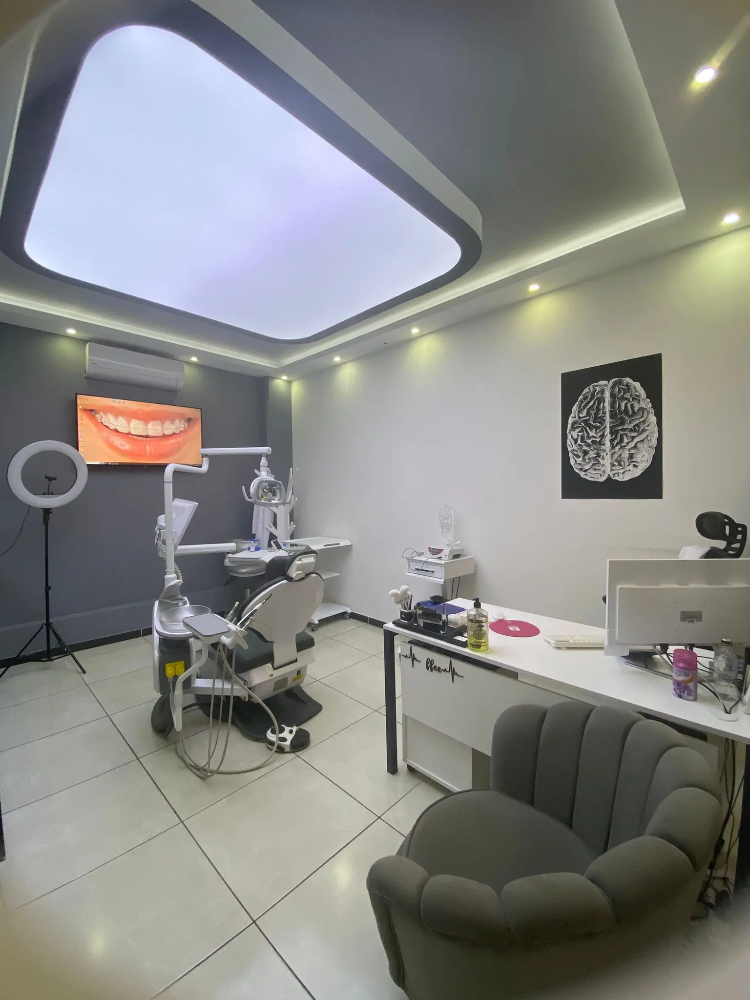 Clinic-provided photograph of MJA Dental Clinic