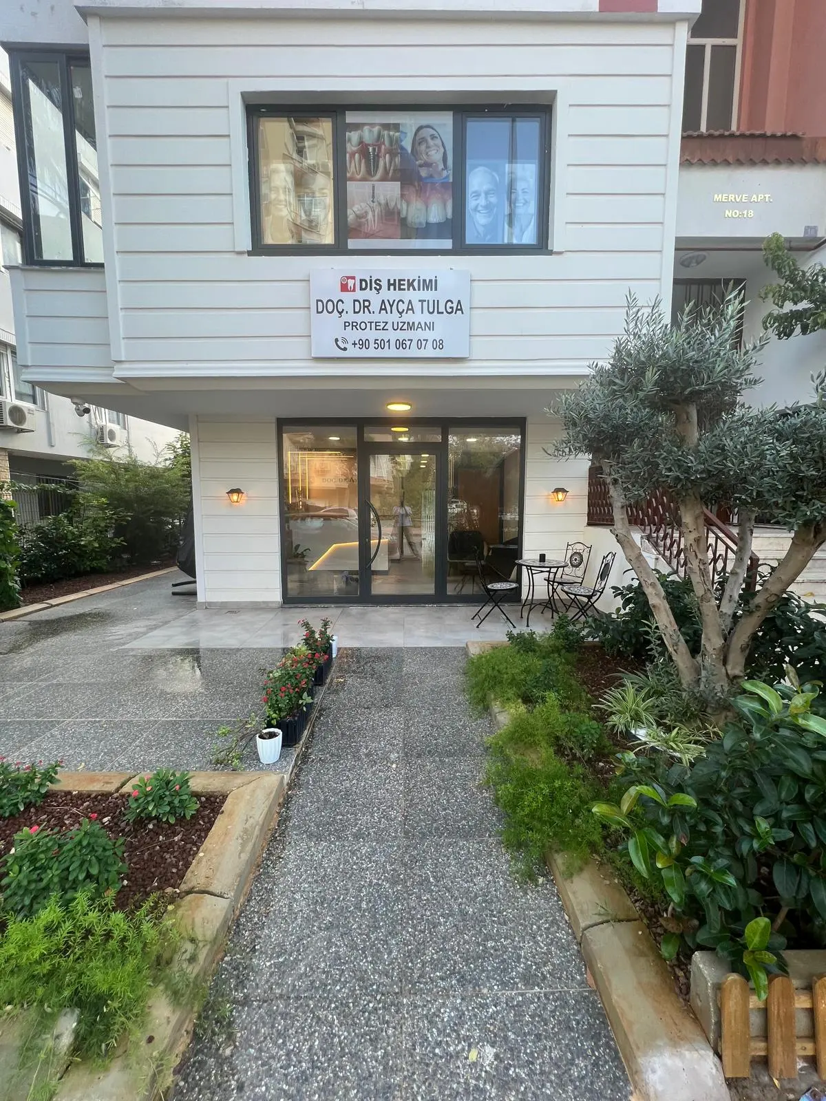 Von der Klinik bereitgestelltes Foto von Dr. Ayça Tulga
