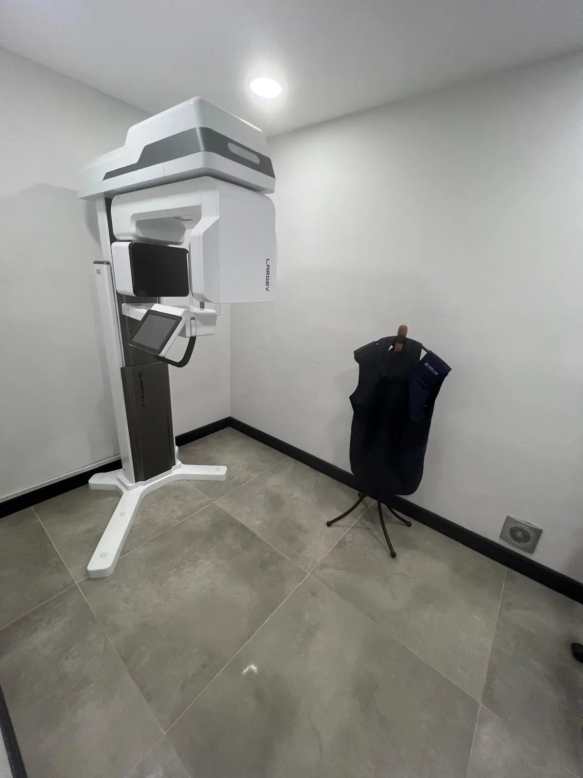 Von der Klinik bereitgestelltes Foto von Dr. Ayça Tulga