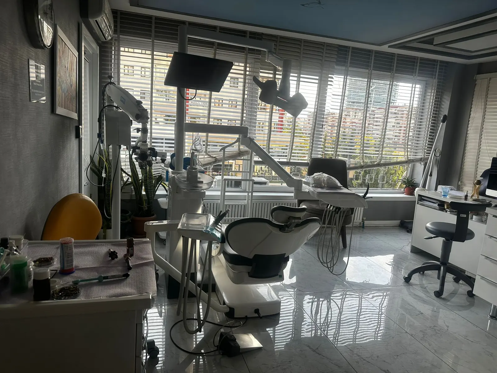 Clinic-provided photograph of Dr Saliha Sarıkulak