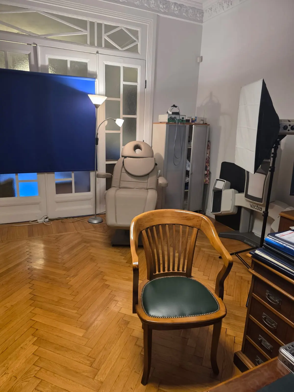 Clinic-provided photograph of Dr Osman Erhan Eryılmaz