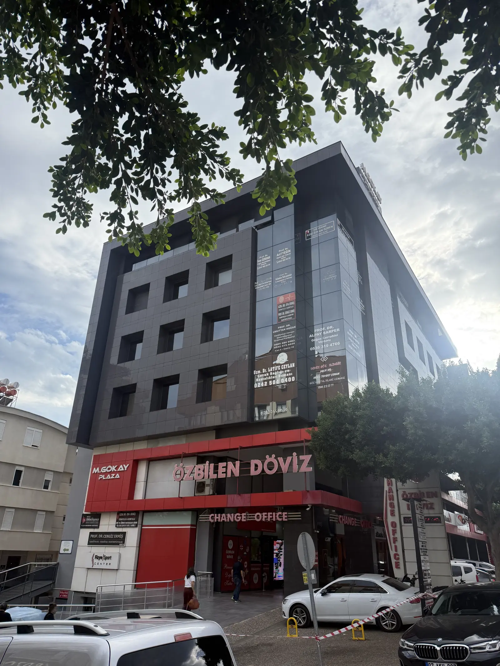 Clinic-provided photograph of Dr Hasan Hüseyin Balıkçı