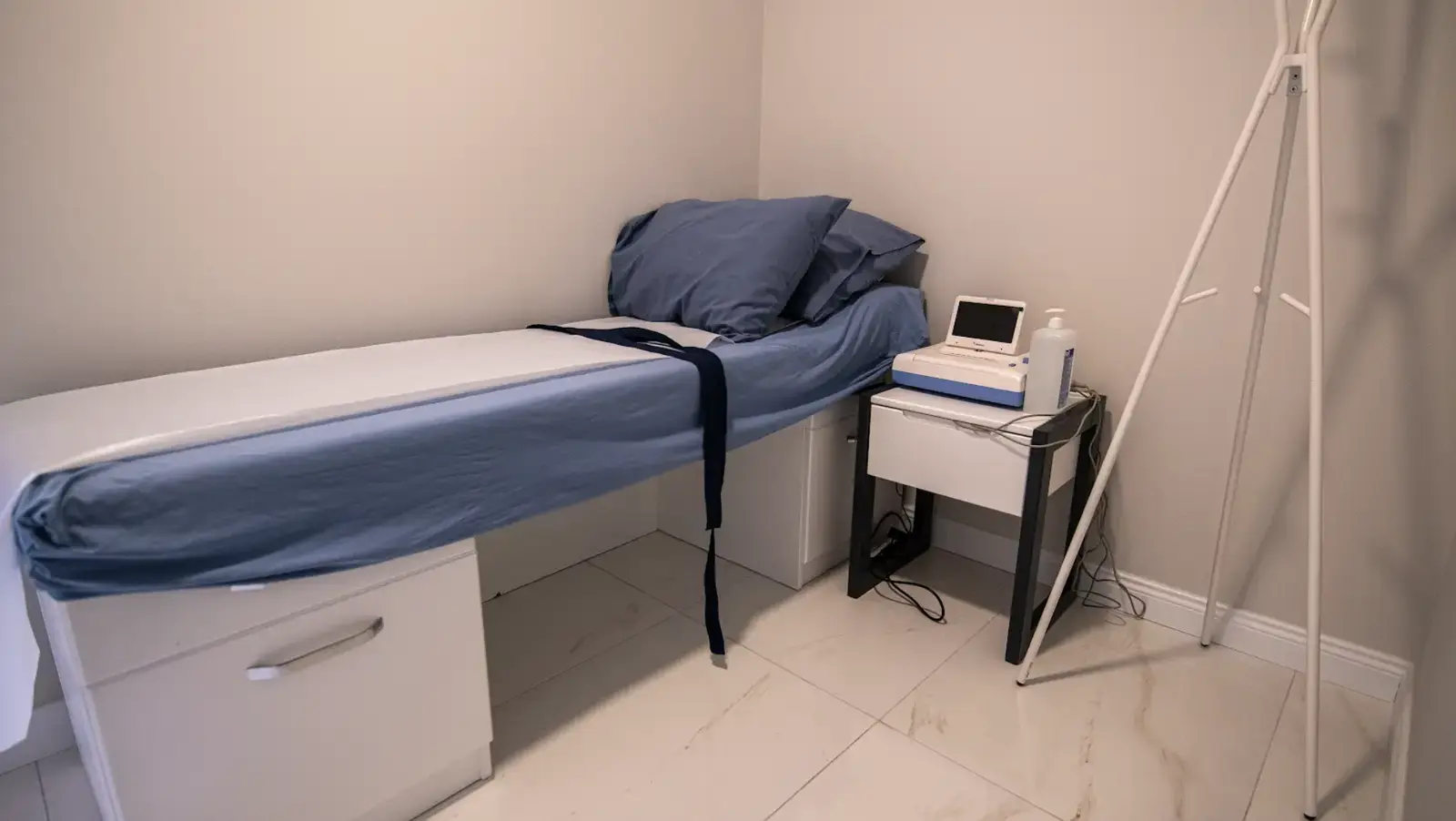Clinic-provided photograph of Dr Melek Büyükkınacı Erol