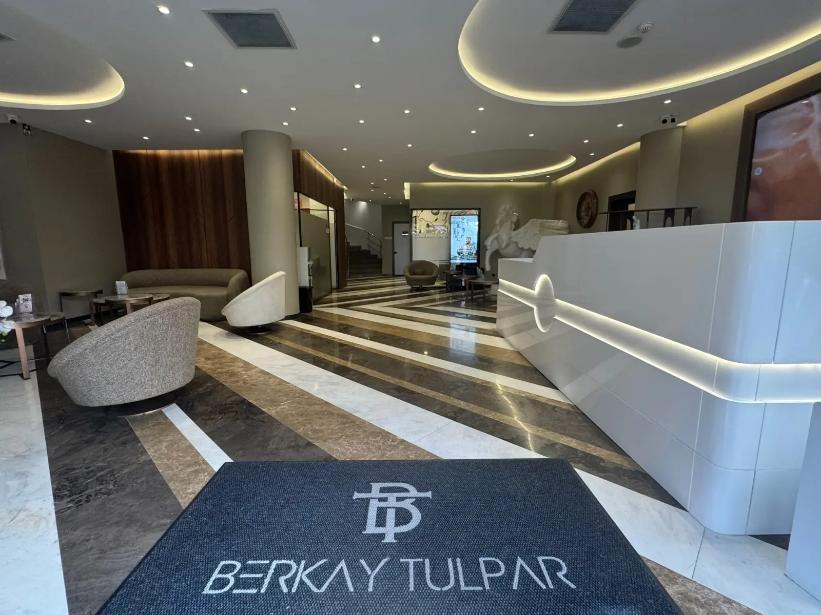 Clinic-provided photograph of Berkay Tulpar Clinic