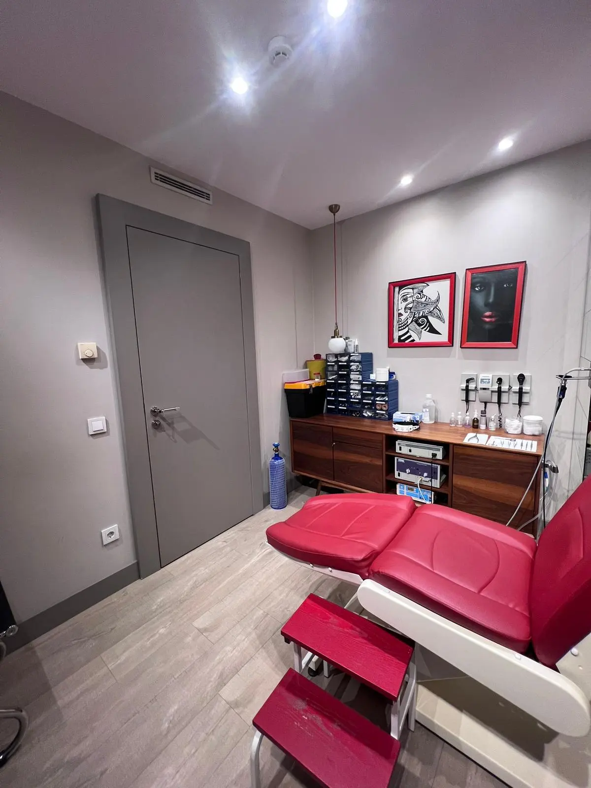 Von der Klinik bereitgestelltes Foto von Dr. Ümit Hardal