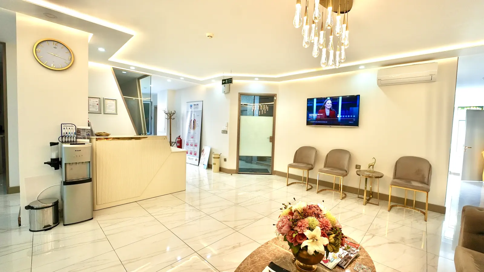Clinic-provided photograph of Emel Dental Clinic