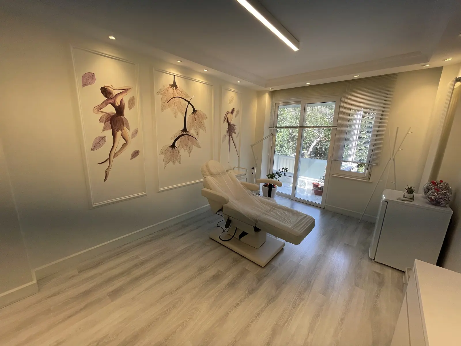 Clinic-provided photograph of Dr Mehmet Haşim Güner