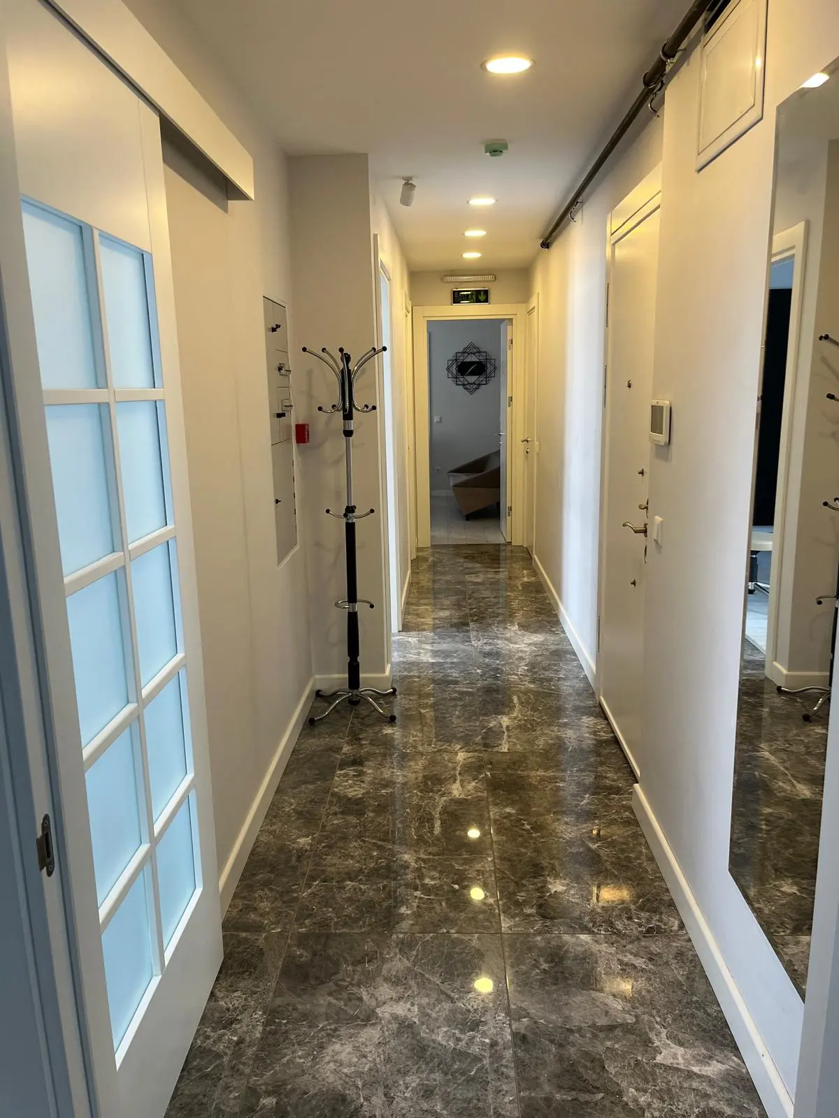 Clinic-provided photograph of Dr Gülçin Nujen Ayçiçek Çardak