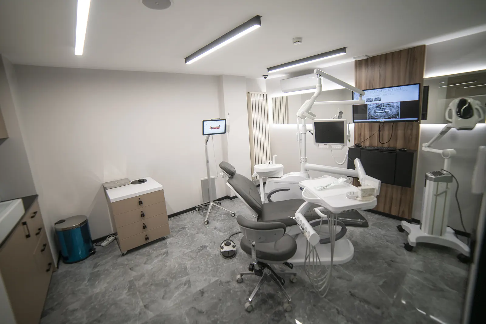 Clinic-provided photograph of Avangart Clinic