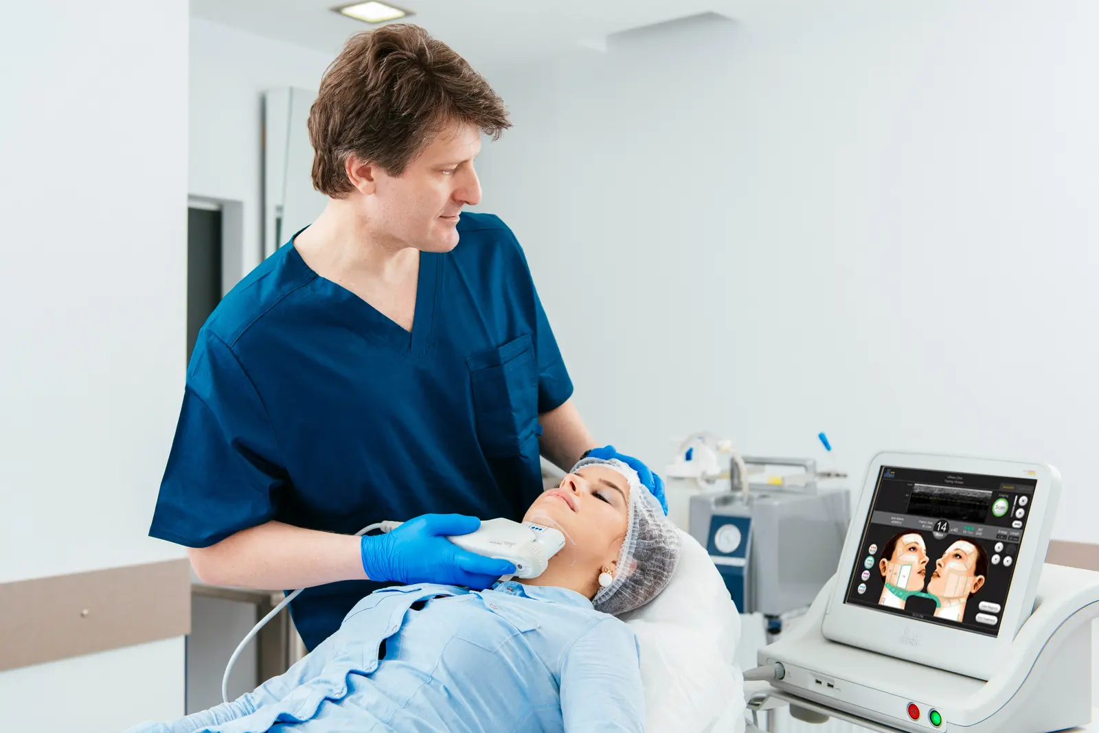 Clinic-provided photograph of Prof. Dr Teoman Dal