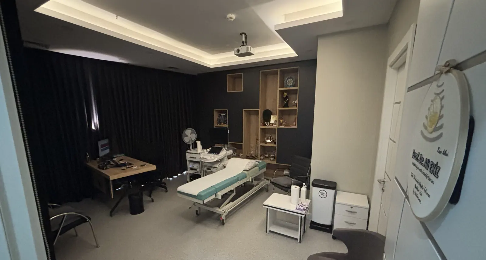 Clinic-provided photograph of Assoc. Prof. Dr Ali Ekiz